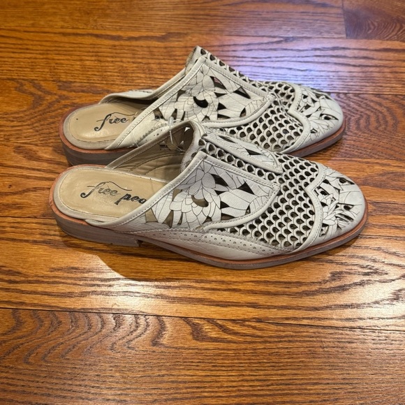 Free people paramount slip on mules gray size 38 US 7.5 EUC - Picture 2 of 11